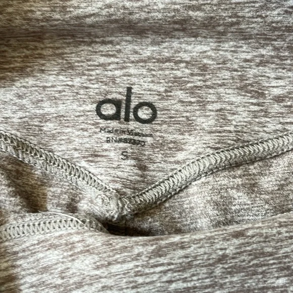 Alo leggings - Picture 3 of 5